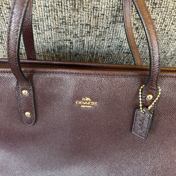 Coach Leather Tote Bag - Picture 2 of 14